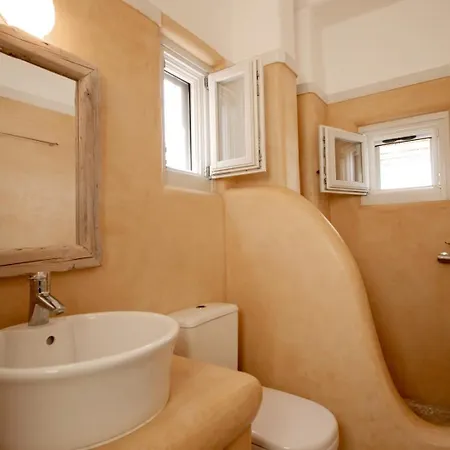 Golden House Chrisi Akti (Paros)